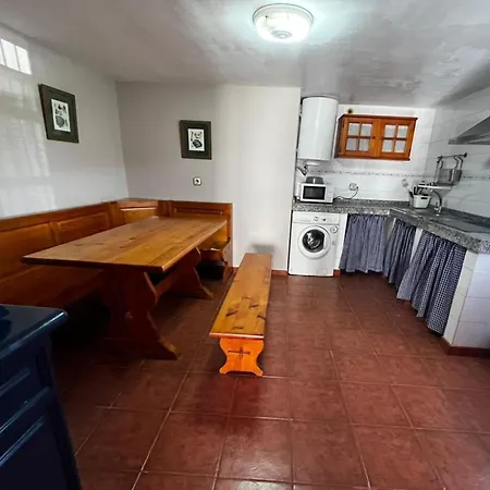 Casa Lula 2 Pendueles Ar-685-as * Llanes